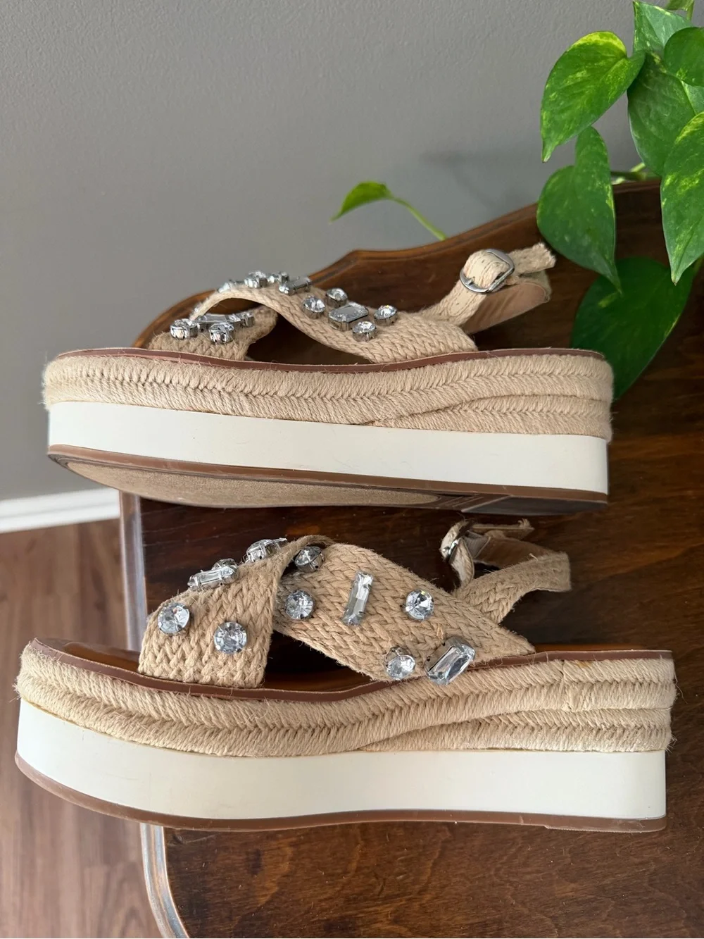 Copper Key Embellished Beige Wedge Sandals. Size 9